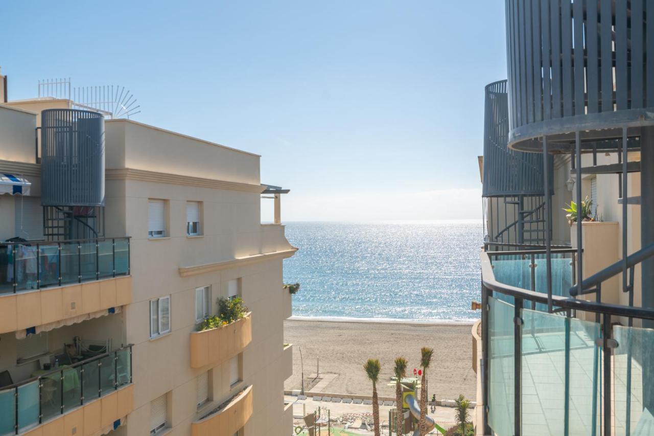 Atico 2 Terrazas Junto Al Mar By Rent Me Apartment Estepona Bagian luar foto